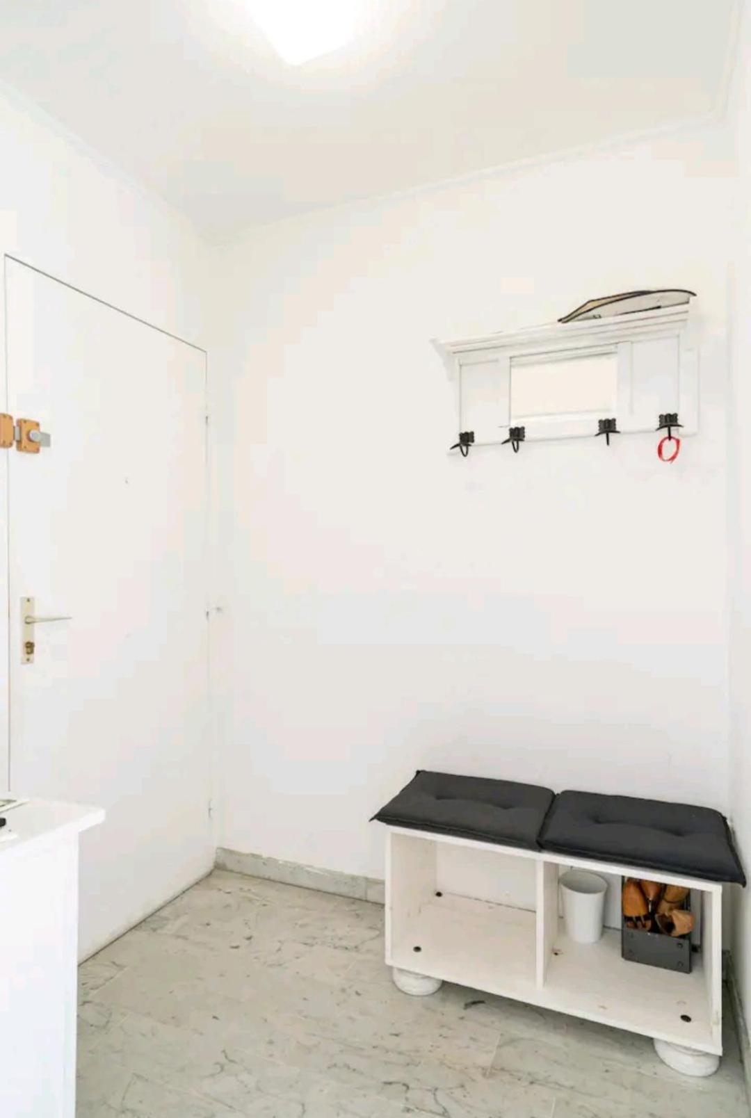 Design Loft Climatise Parking Et Piscine Apartment